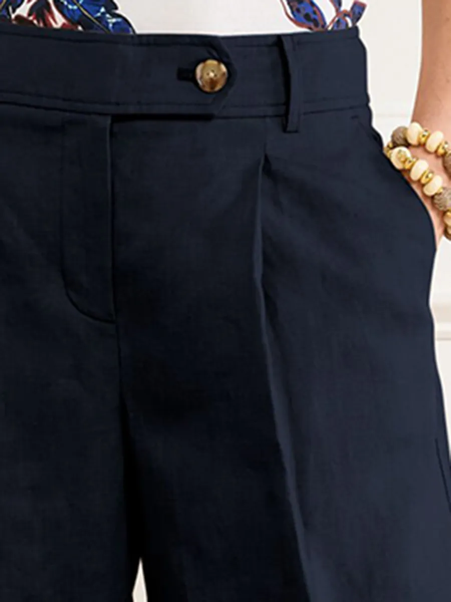 Women'S Office-Style Structured Shorts