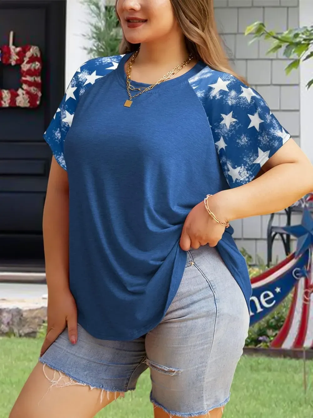 HDLTE Womens Plus Size Tops Floral Bell Sleeves Blouses Summer Crewneck Tunic Loose Casual T Shirts