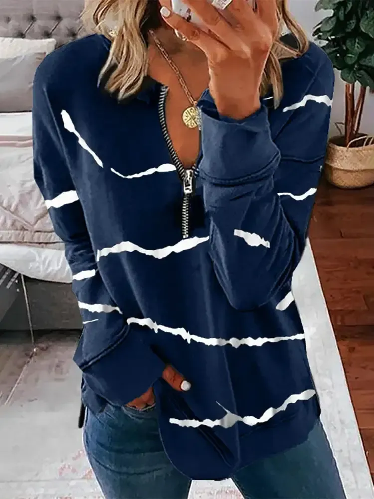 Women's Long Sleeve Scoop Neck Graphic Printed Tops