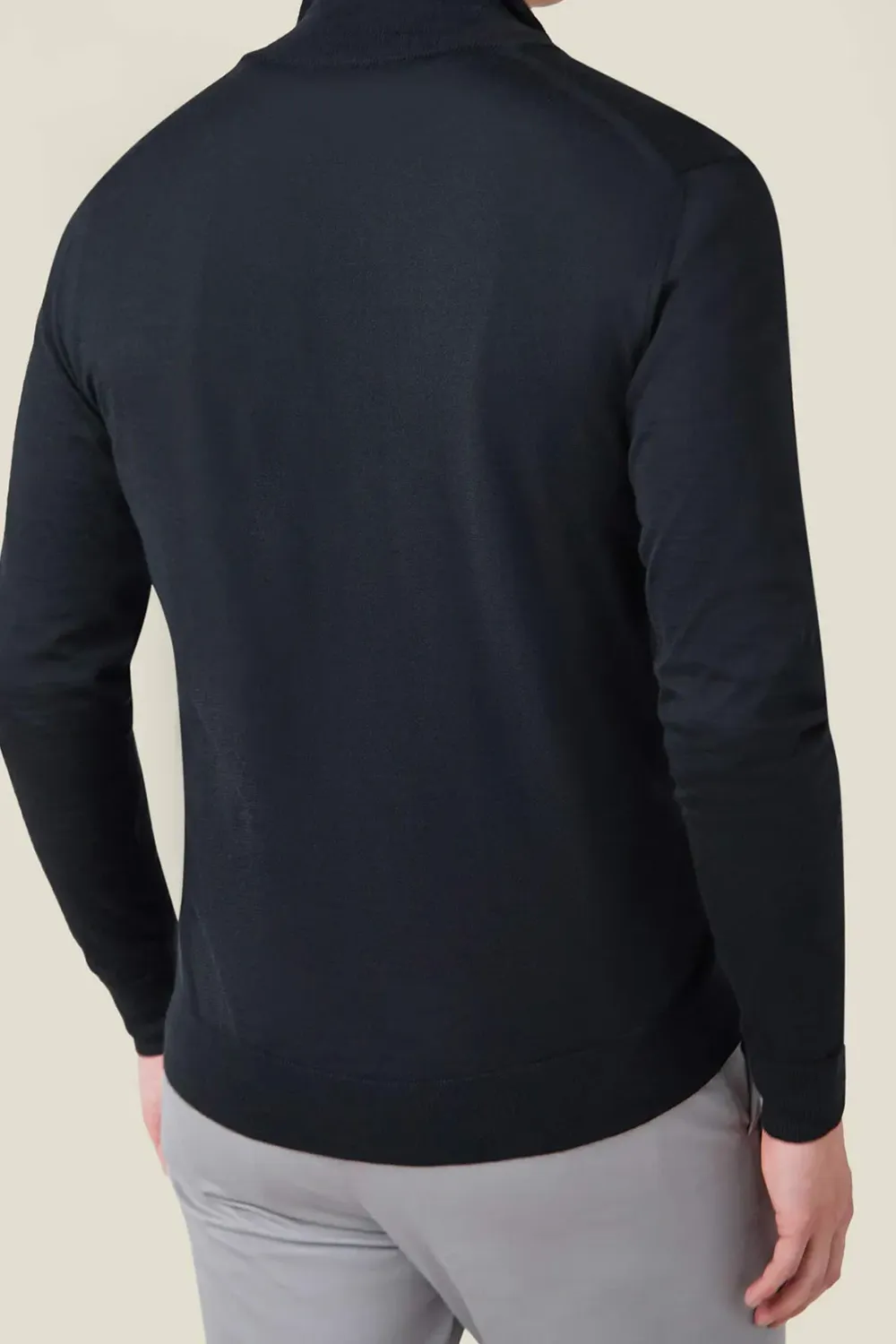 Fitted Yet Comfortable Cardigan