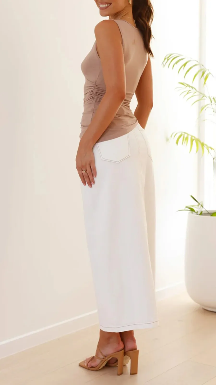 Intellectual Style Solid Color Tight Top