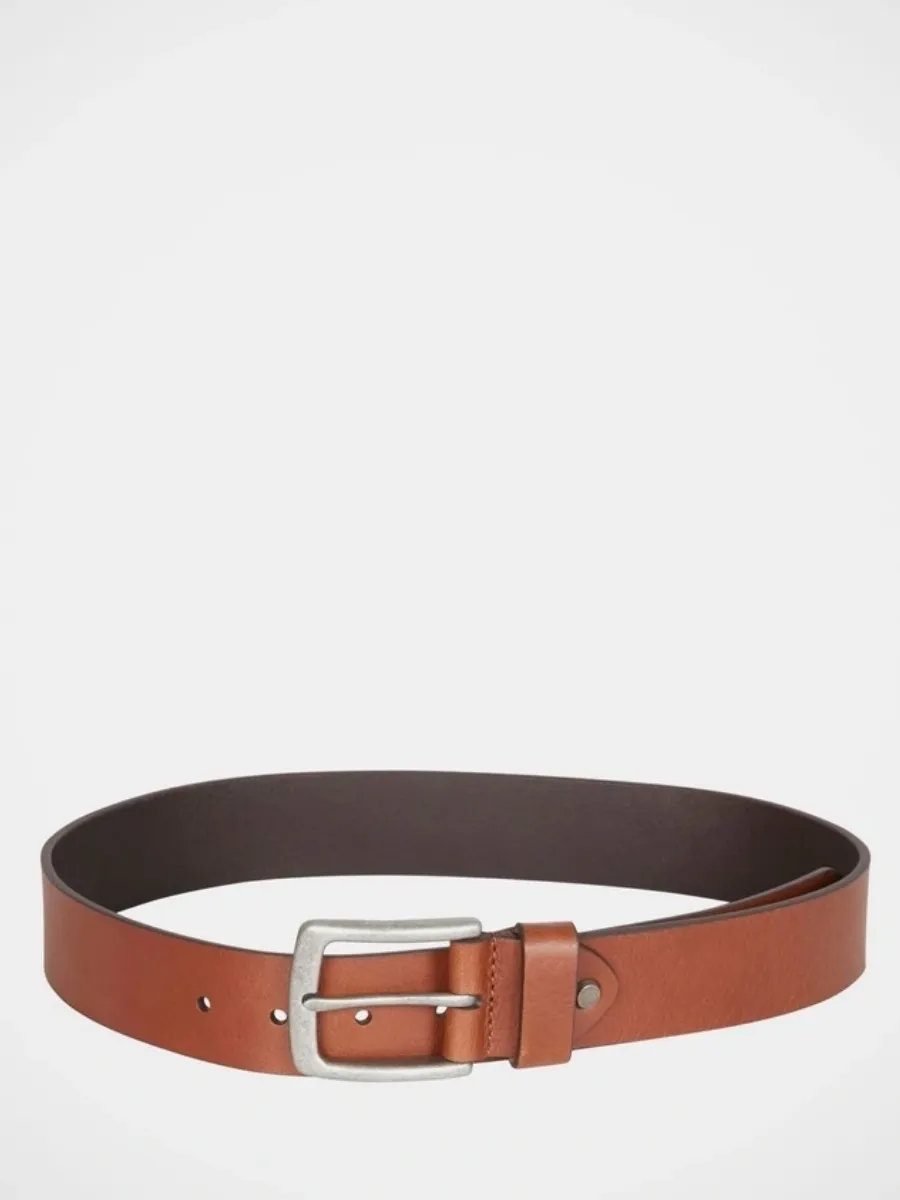 Versatile Tan Leather Belt
