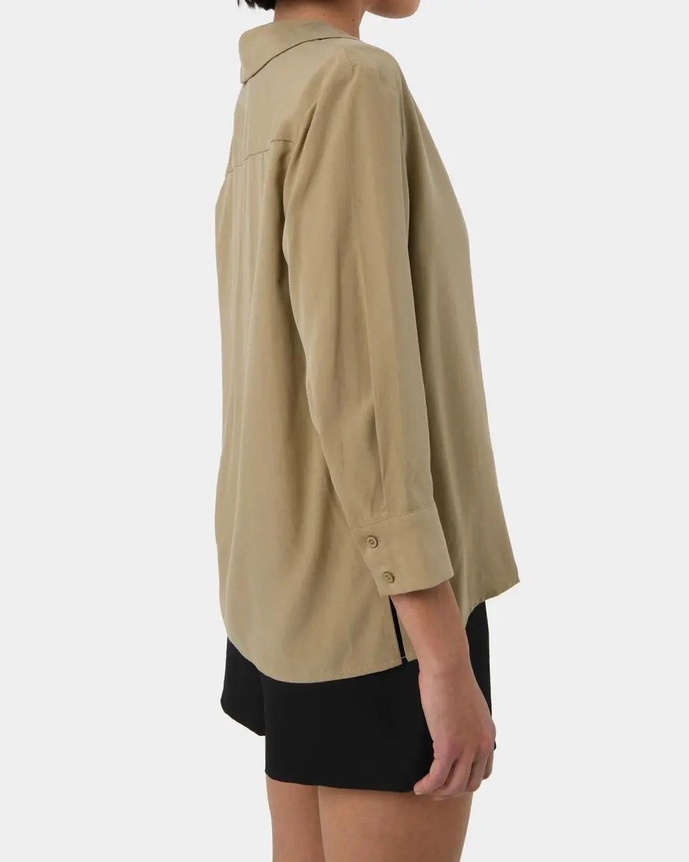 Spread Collar 3/4 Sleeve Shirt