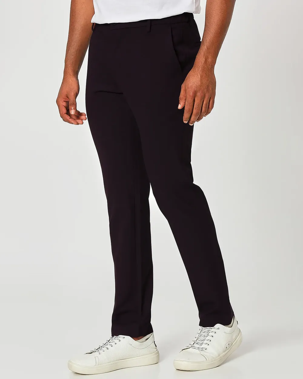 Classic Versatile Slim-Fit Straight-Leg  Maroon Trousers