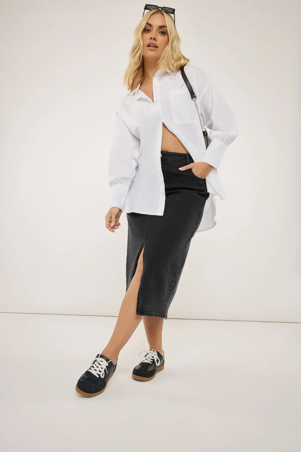 YOURS Curve Black Midi Stretch Denim Skirt