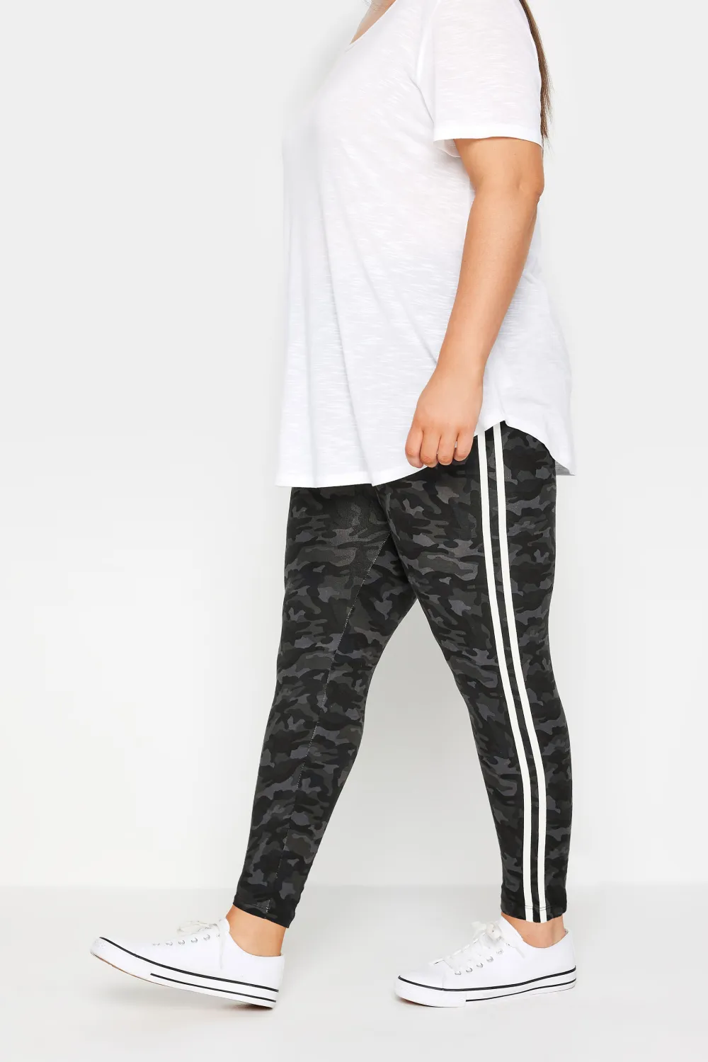 Evans Black 2 Stripe Print Legging