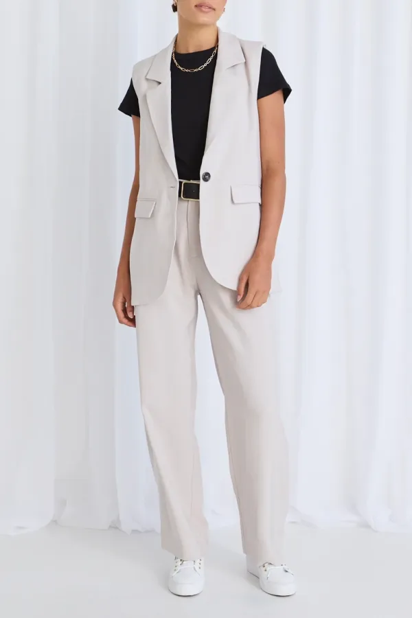 White Sleeveless Tailored Vest