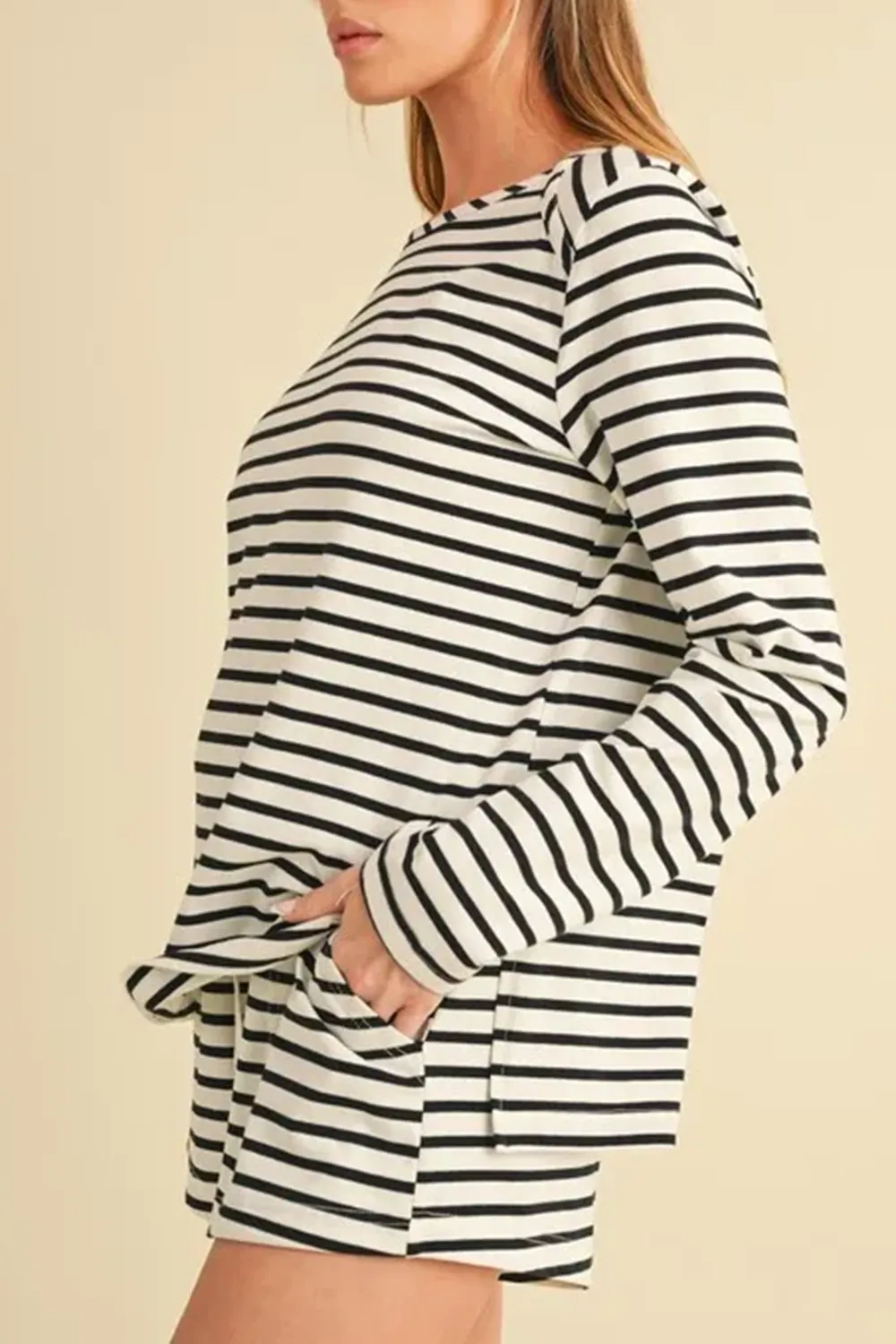 Daily Striped Loose Pale Black  Shorts