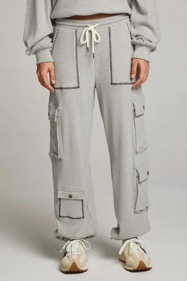 Heather Gray Fleece-Lined Cargo Joggers