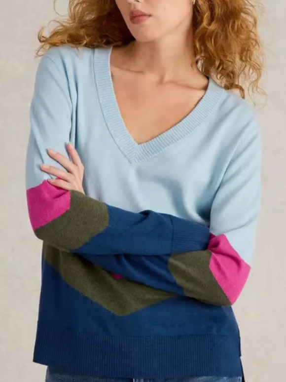 Long Sleeve V-Neck Jumper