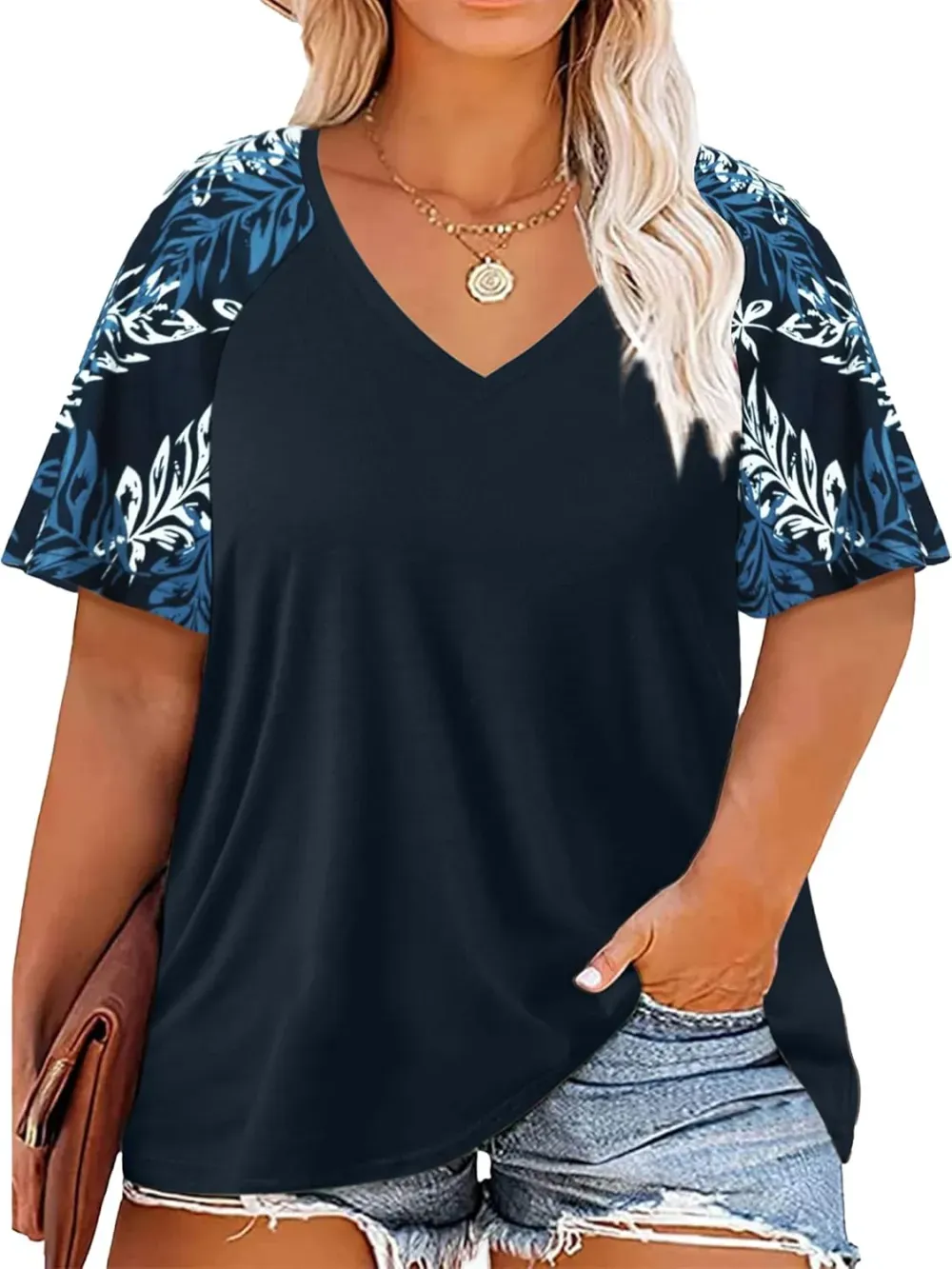HDLTE Womens Plus Size Tops Floral Bell Sleeves Blouses Summer Crewneck Tunic Loose Casual T Shirts
