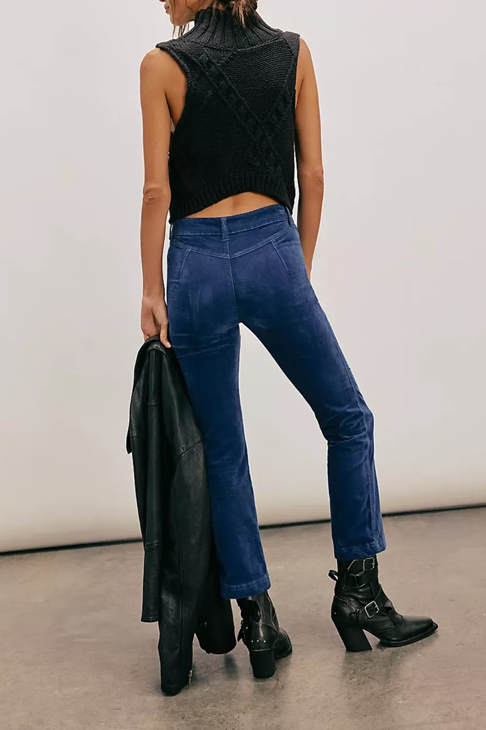 Mid Rise Straight Jeans