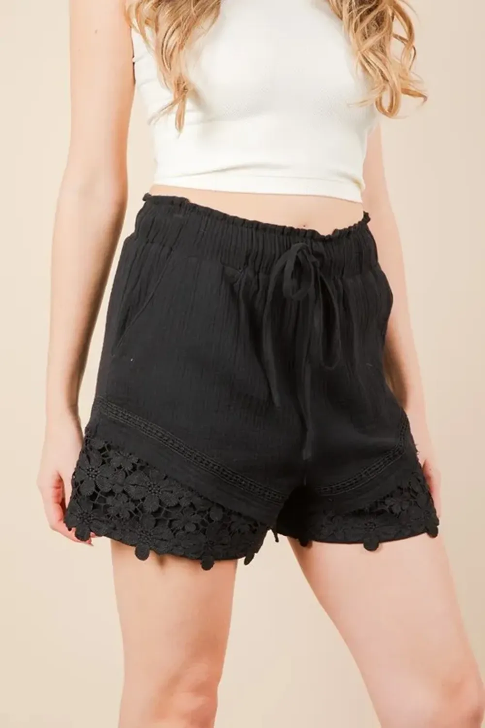 Versatile Elegant Lace Black Shorts