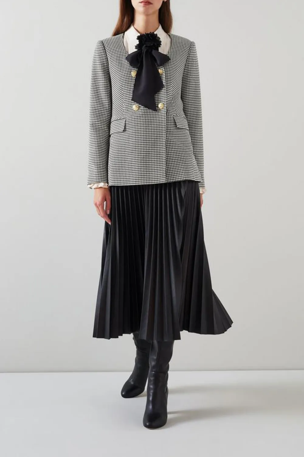 Black Cream Checkered Bow Detail Short Coat