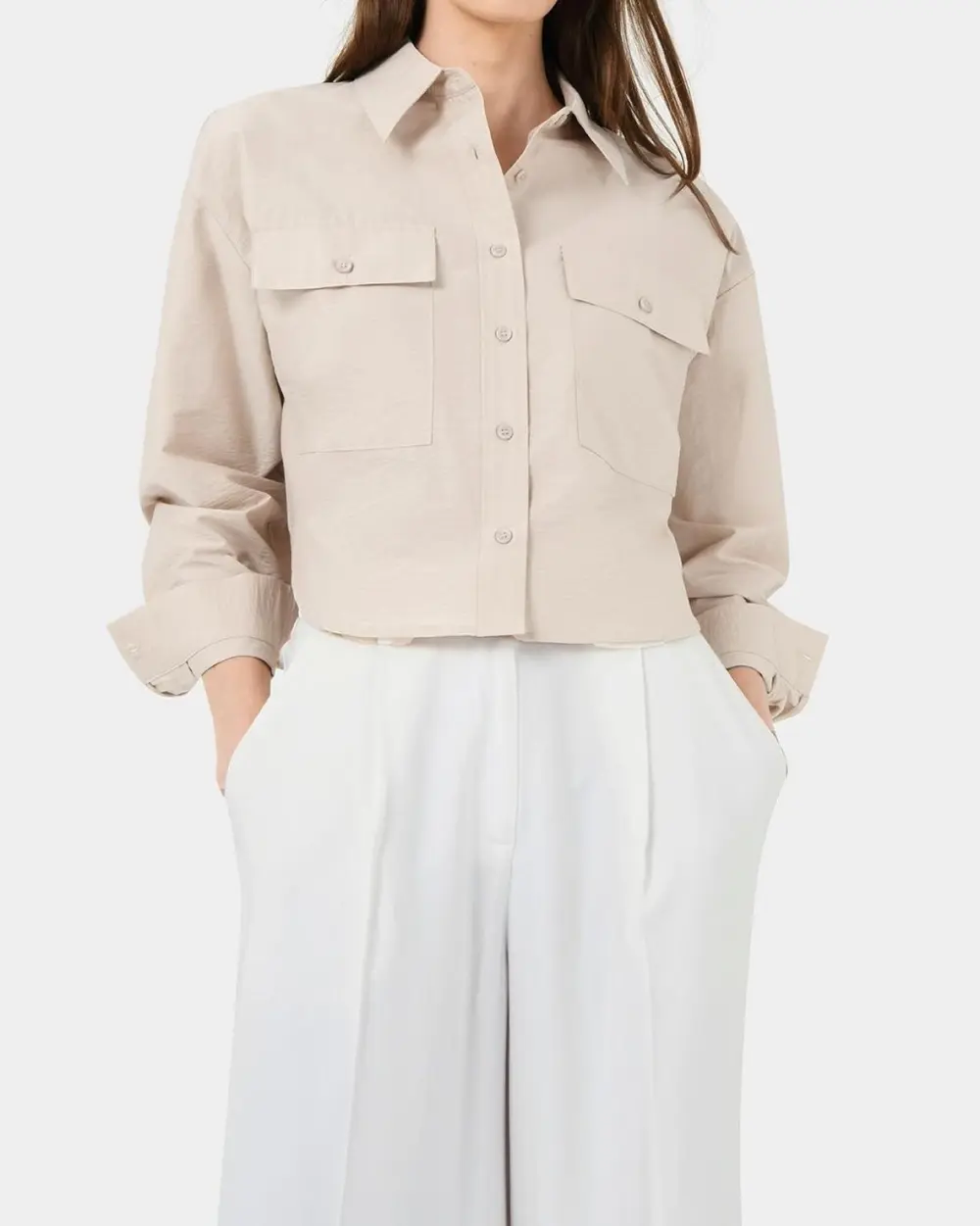 Utility-inspired Design Crop Pocket Shirt