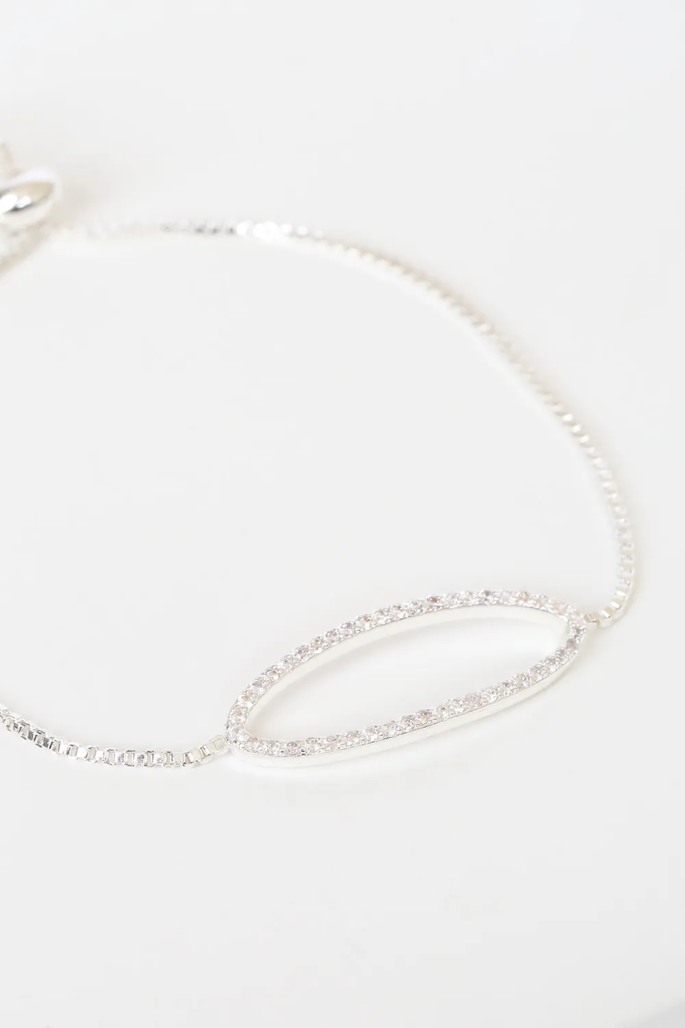 Fashionable Exquisite Knitted Inlaid Gold Bracelet