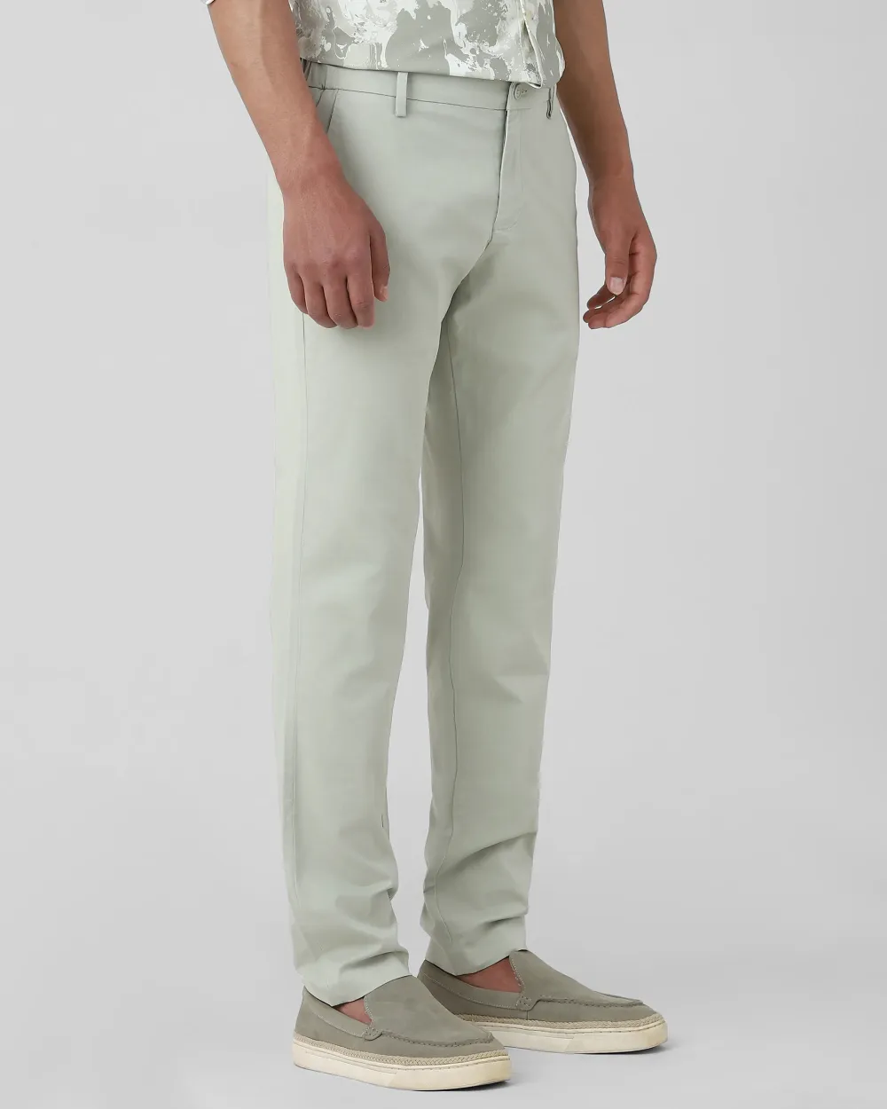 Classic Versatile Slim-Fit Straight-Leg Light Green Trousers