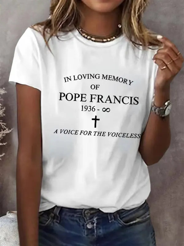 Women's In Loving Memory Of Pf 1936-2025 Avoice For The Voiceless Print Short Sleeve Round Neck Cotton T-Shirt