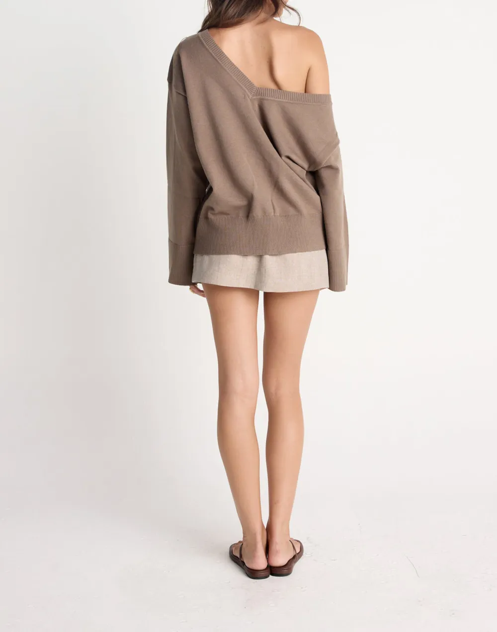 Fashionable And Creative One-Shoulder Textured Top