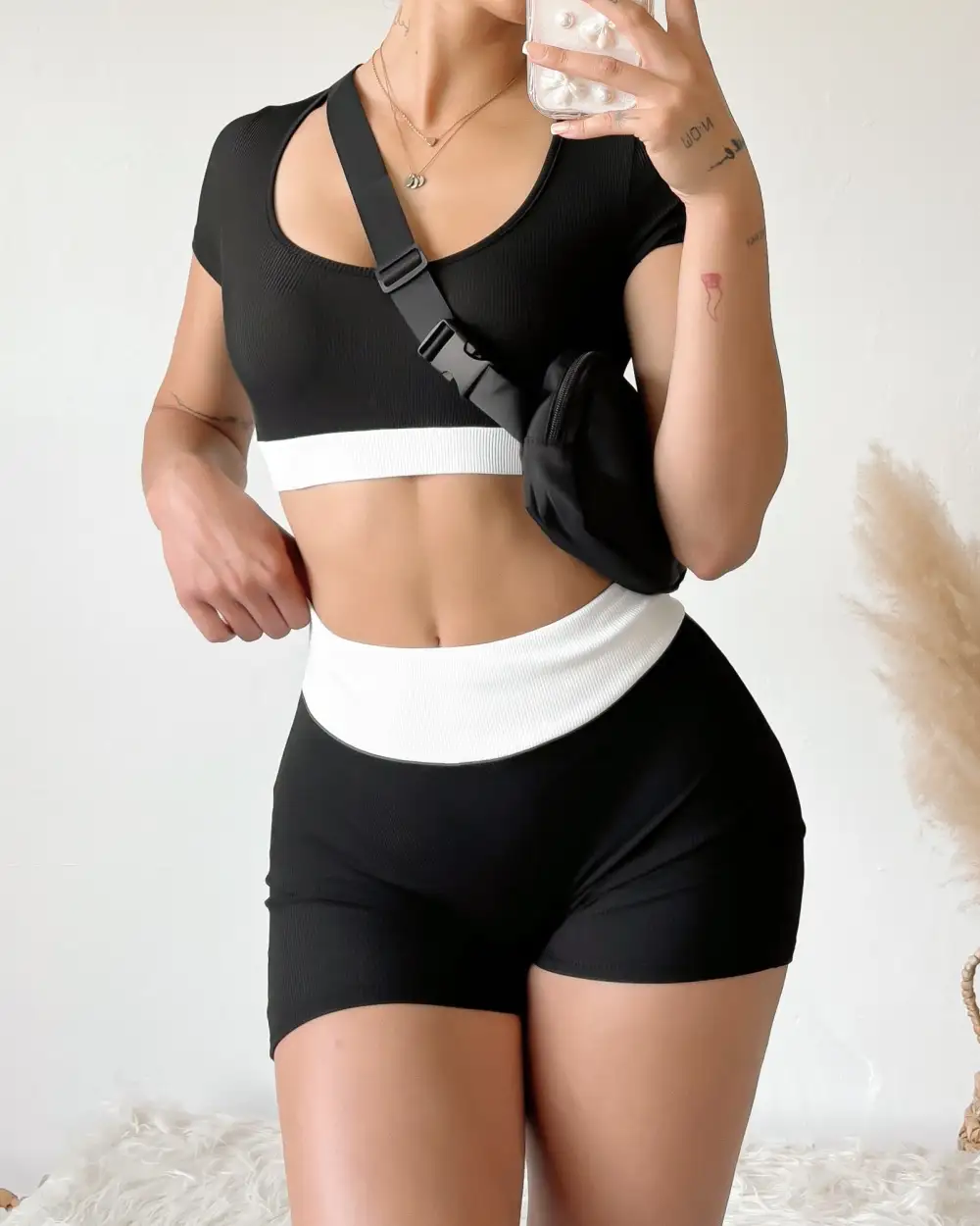 RESTOCKED! NIA WORKOUT SET (BLUSH)