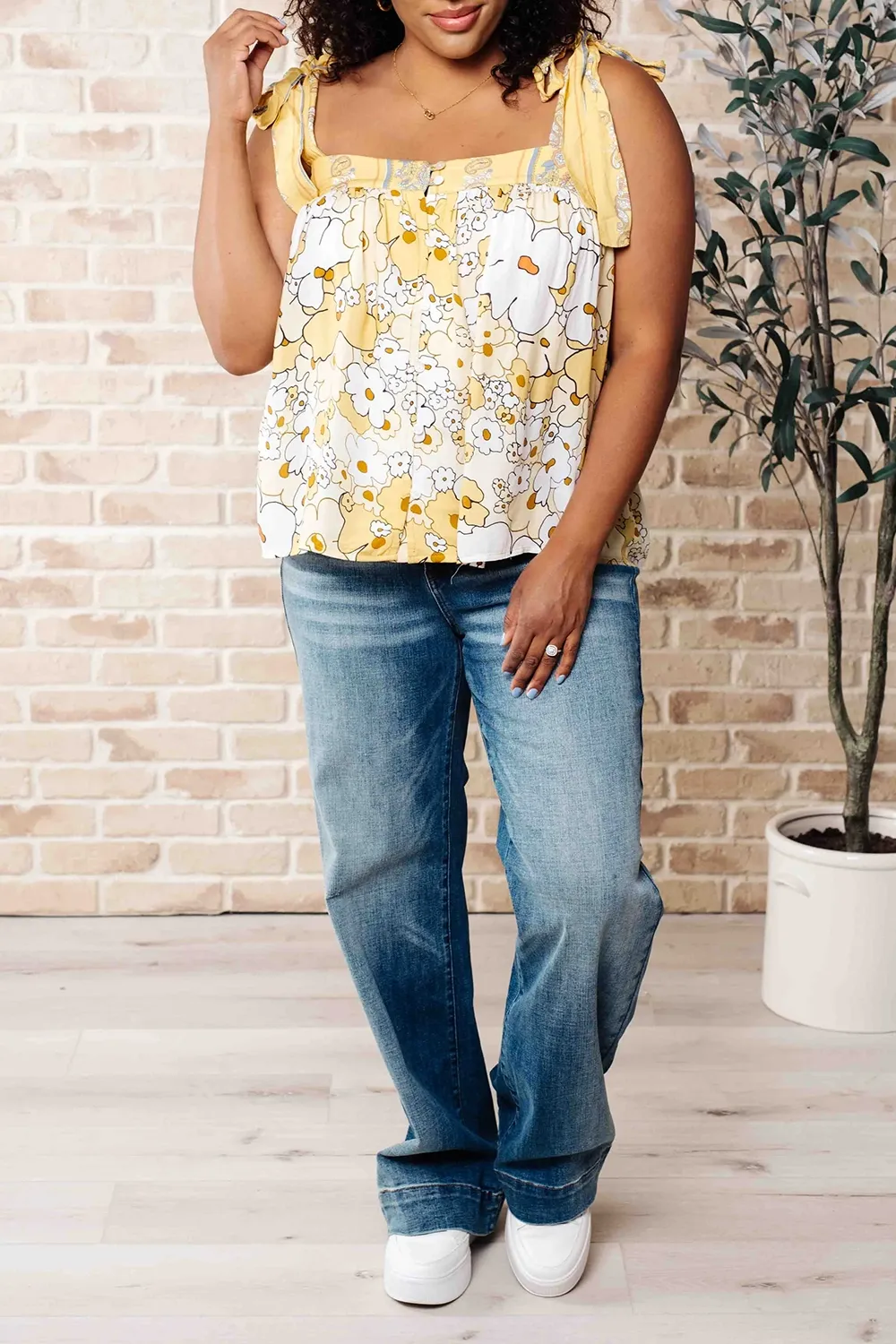 Vacation Style Loose Yellow Printing Tank Tops