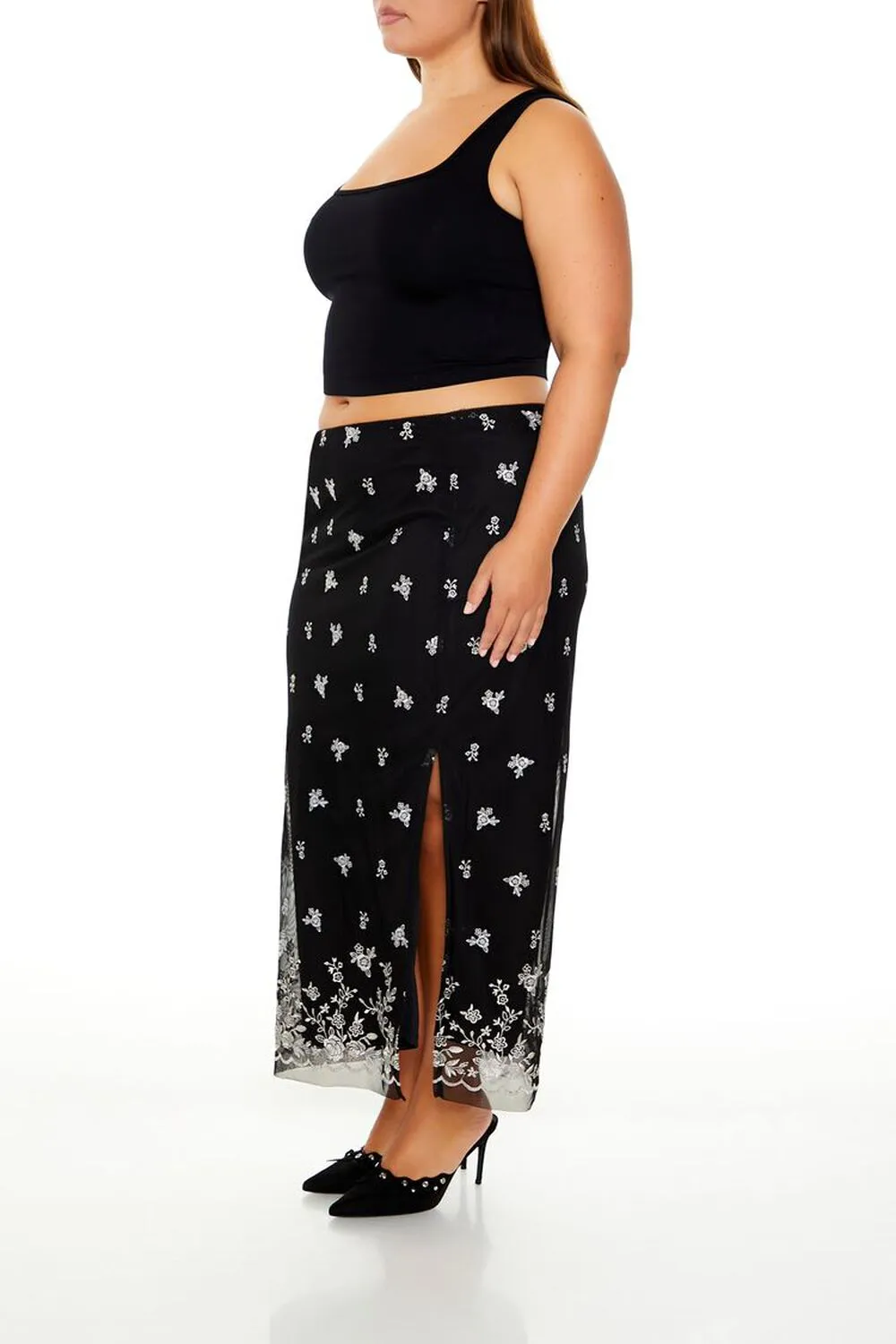 Plus Size Embroidered Rose Midi Skirt