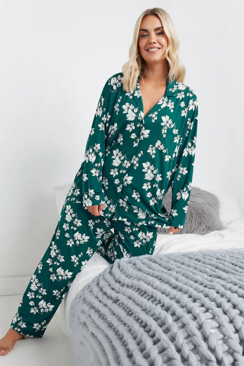 YOURS Curve Red Check Print Soft Touch Pyjama Set