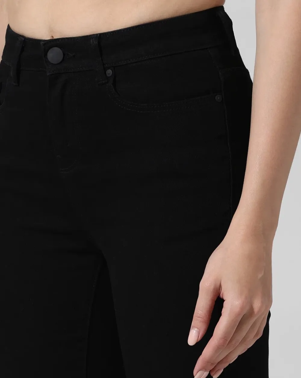Black High-Waisted Stretch Jeans