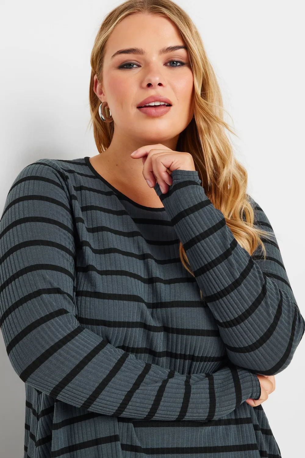 YOURS Curve Black Long Sleeve Ribbed Swing Top