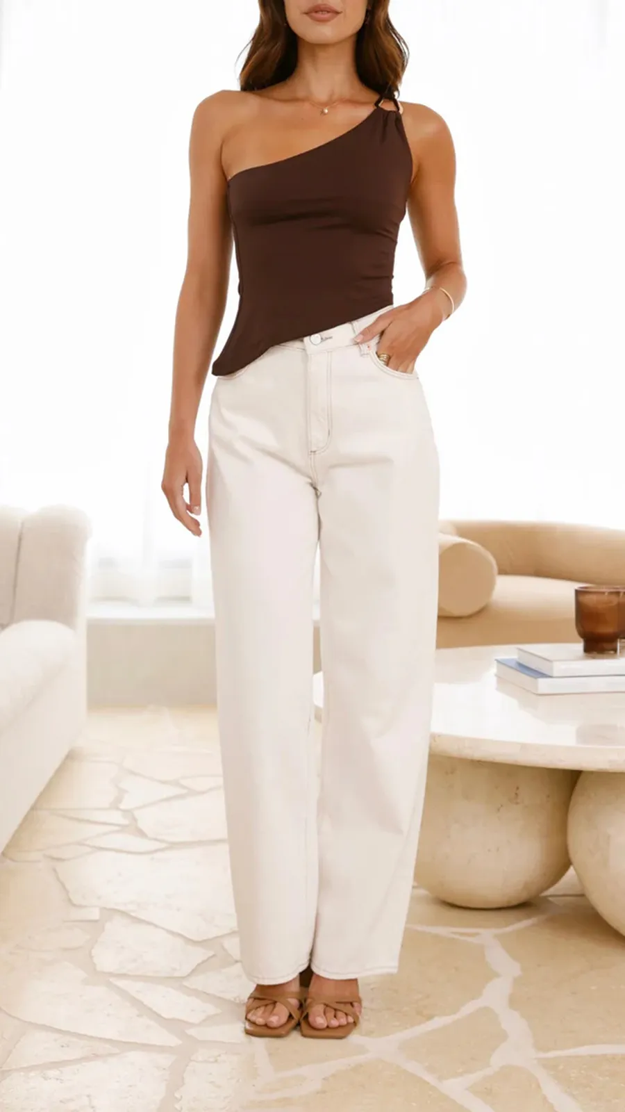 Simple Personality Oblique Collar Top