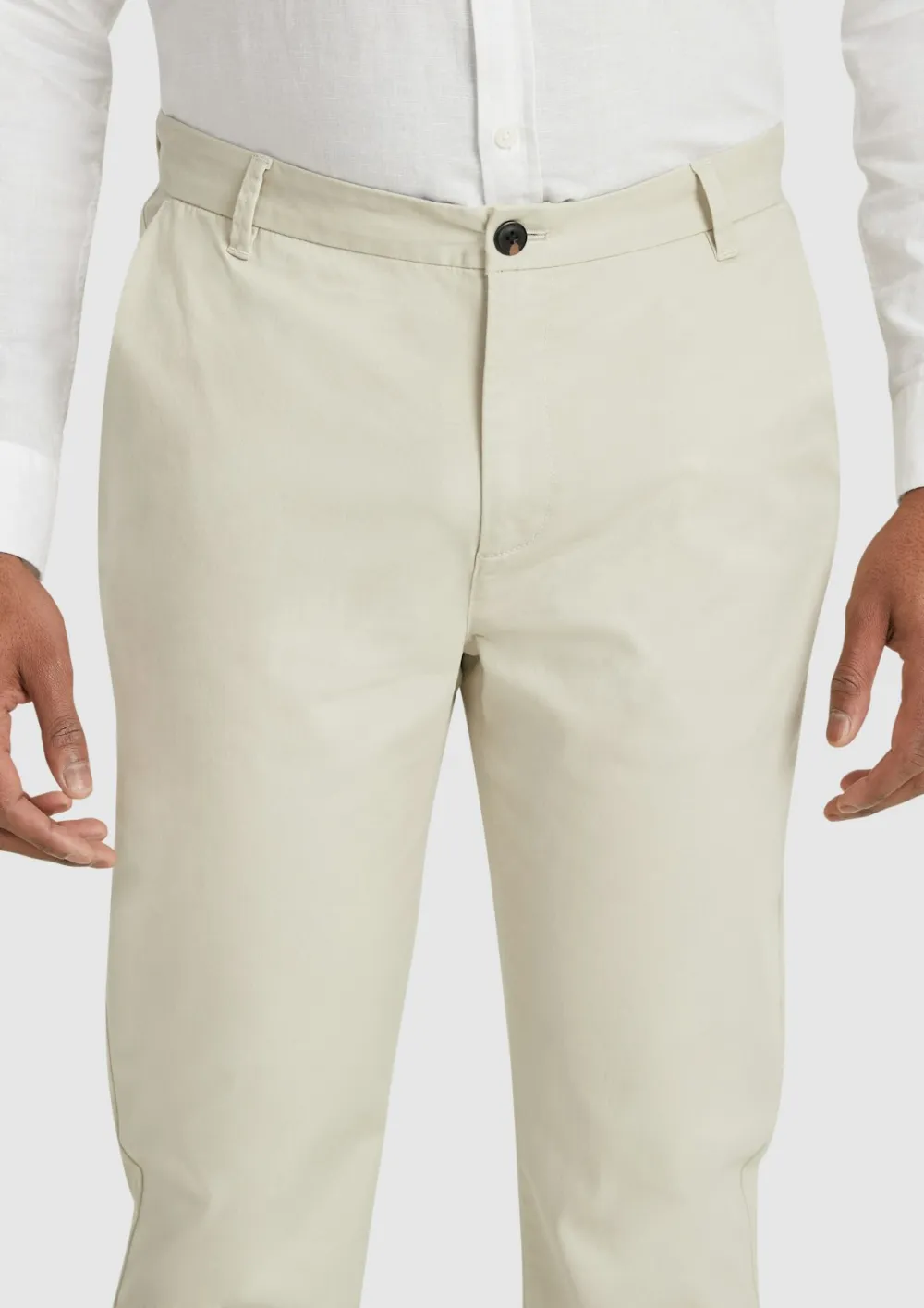 CLASSIC STRAIGHT LEG CHINO