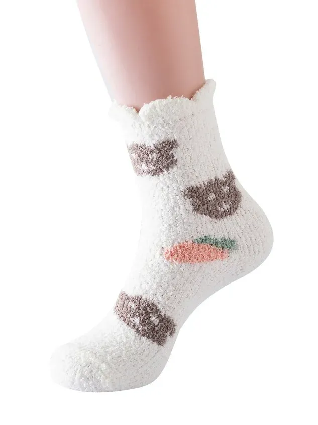 Polka-dot Bear Heart-shaped Graphics Warm Plus Velvet Coral Fleece Floor Socks