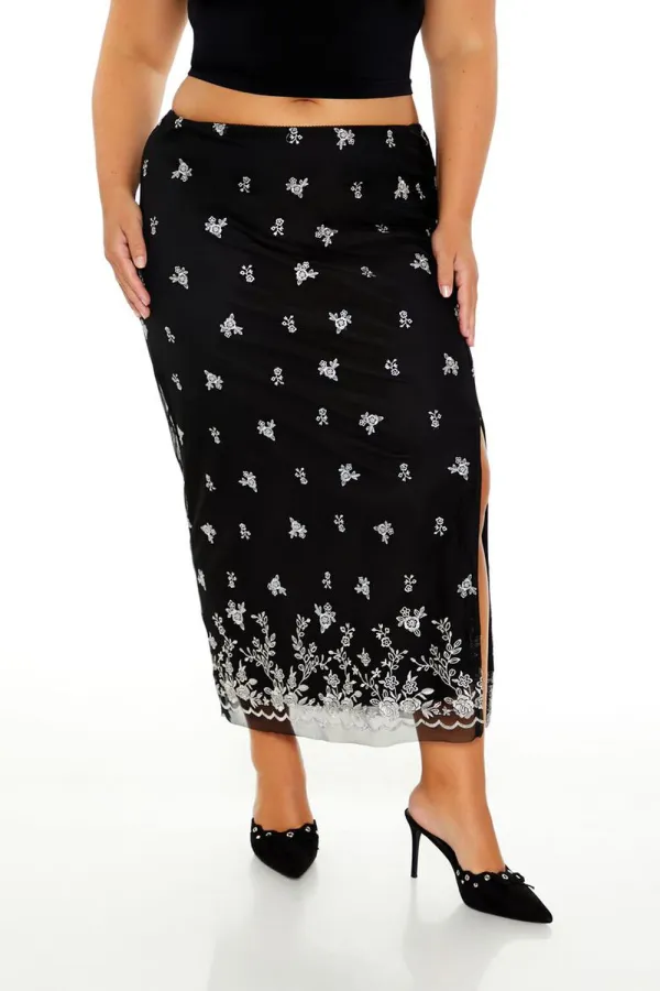 Plus Size Embroidered Rose Midi Skirt