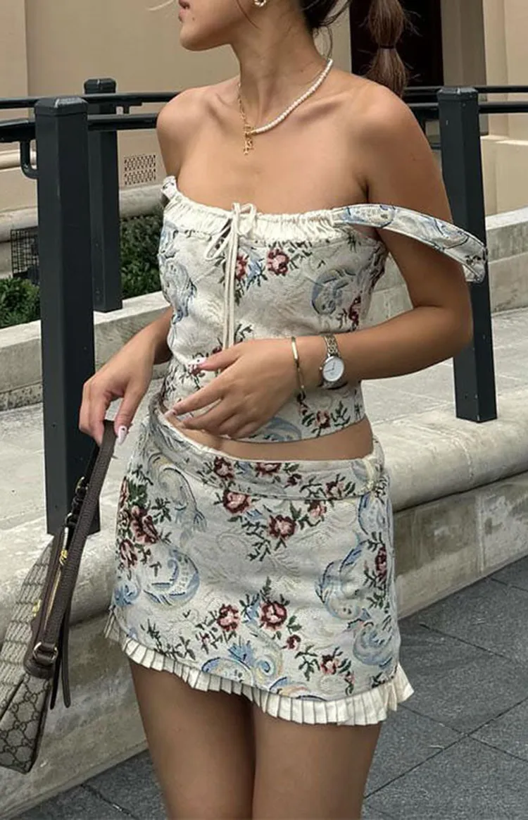 Floral Print Cropped Camisole Top