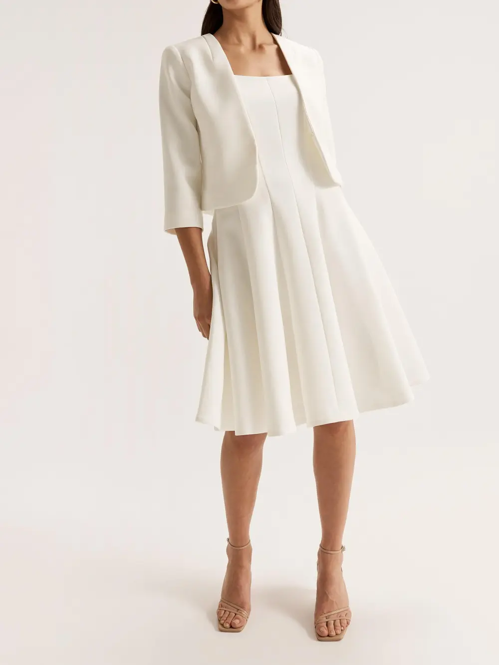 White Keyhole Neck 3/4 Sleeve Jackets