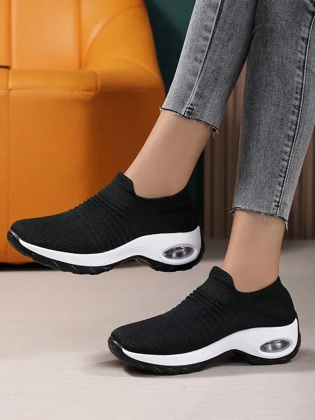 Sports Color Block Breathable Slip On Block Heel Fly Woven Shoes