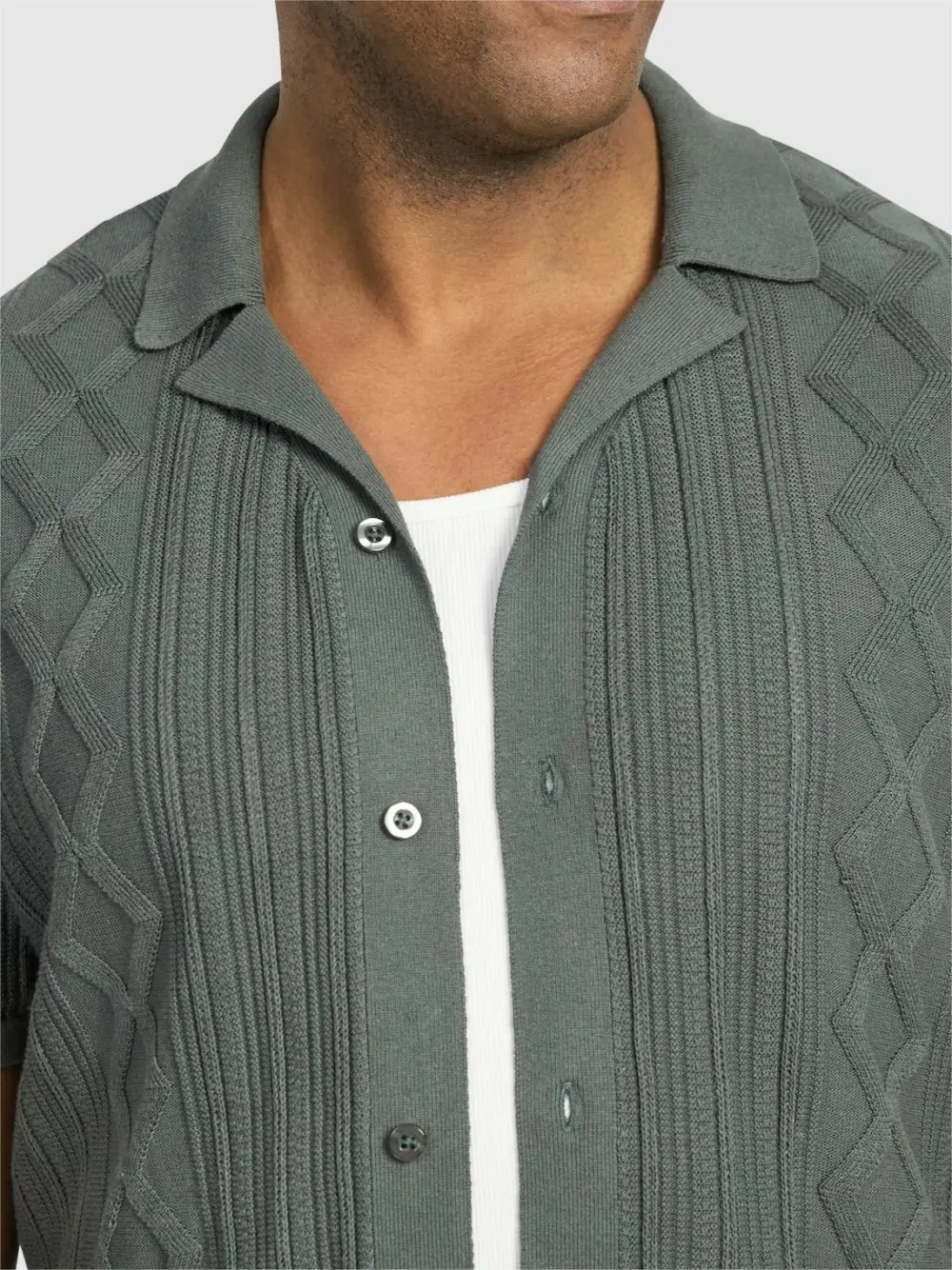 SHORT SLEEVE KNIT SHIRT