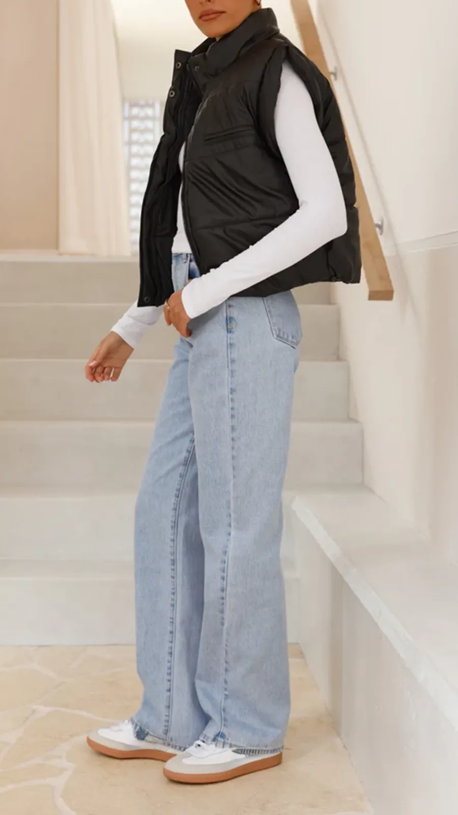 Cropped Puffer Vest - Black