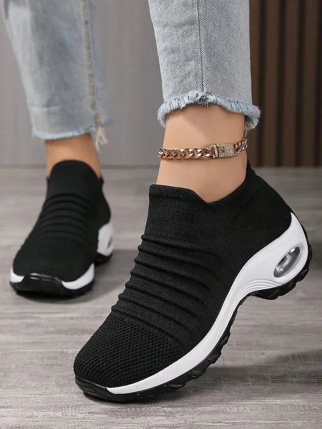 Sports Color Block Breathable Slip On Block Heel Fly Woven Shoes
