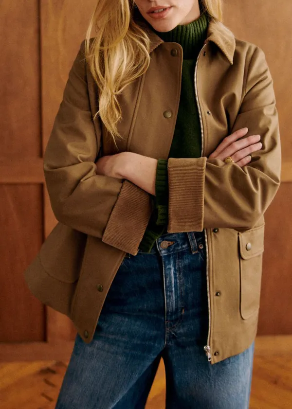 Coat with Classic Collar