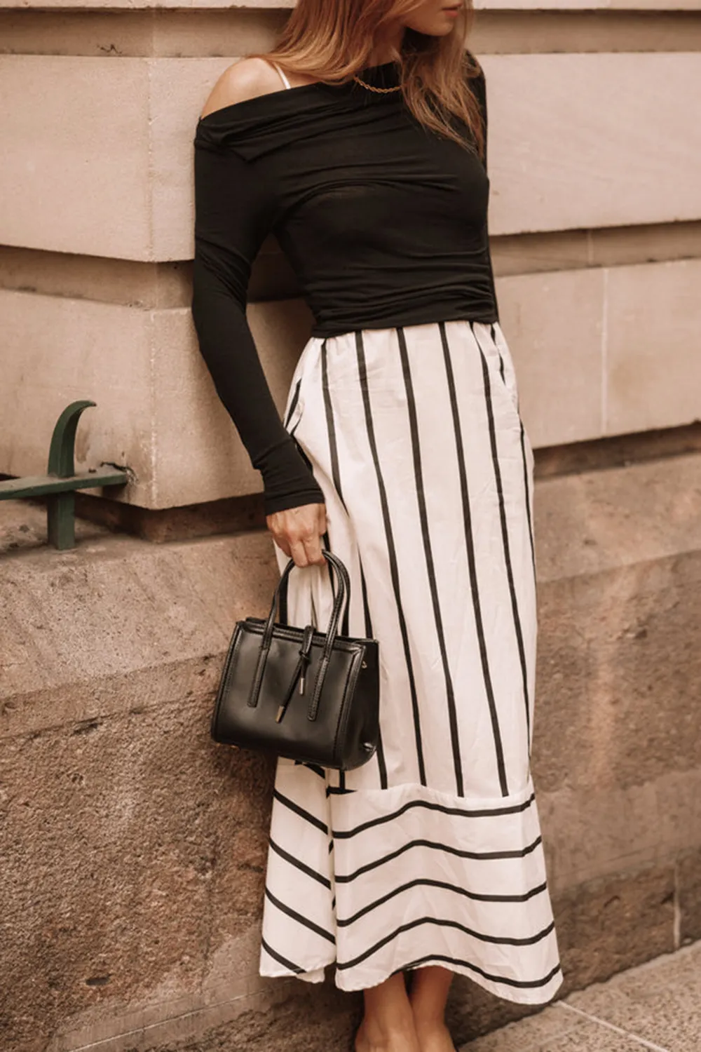 BLACK OFF-THE-SHOULDER TOP