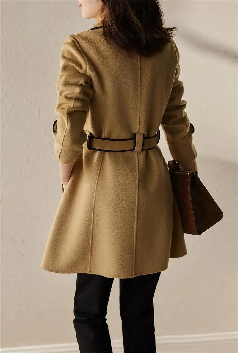 Contrasted trims front tie lapel coat