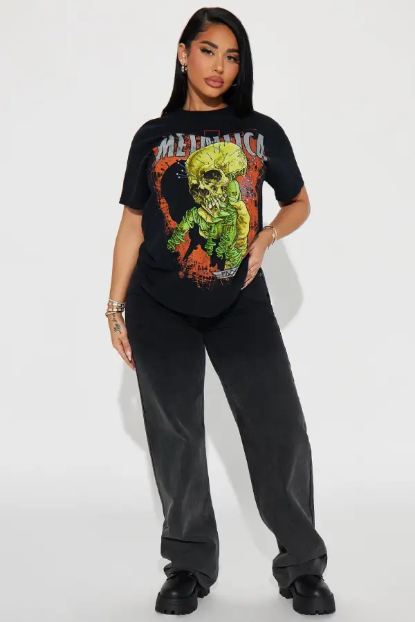 Metallica Biting Skull Graphic Tee - Black