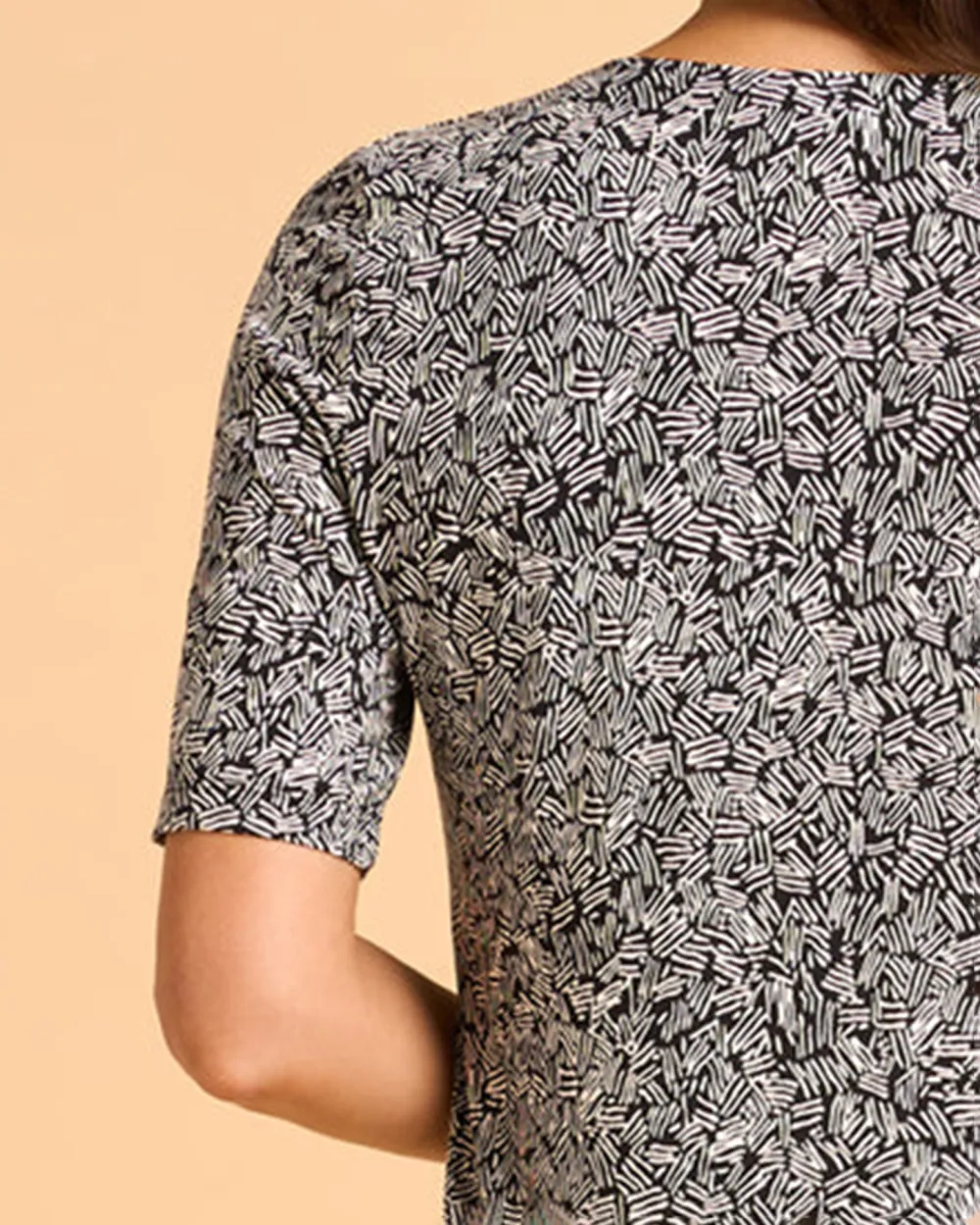 1/2 Sleeve V-Neck Tee