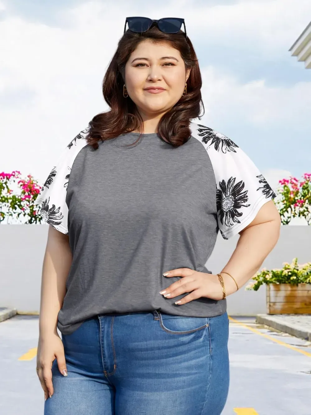 HDLTE Womens Plus Size Tops Floral Bell Sleeves Blouses Summer Crewneck Tunic Loose Casual T Shirts