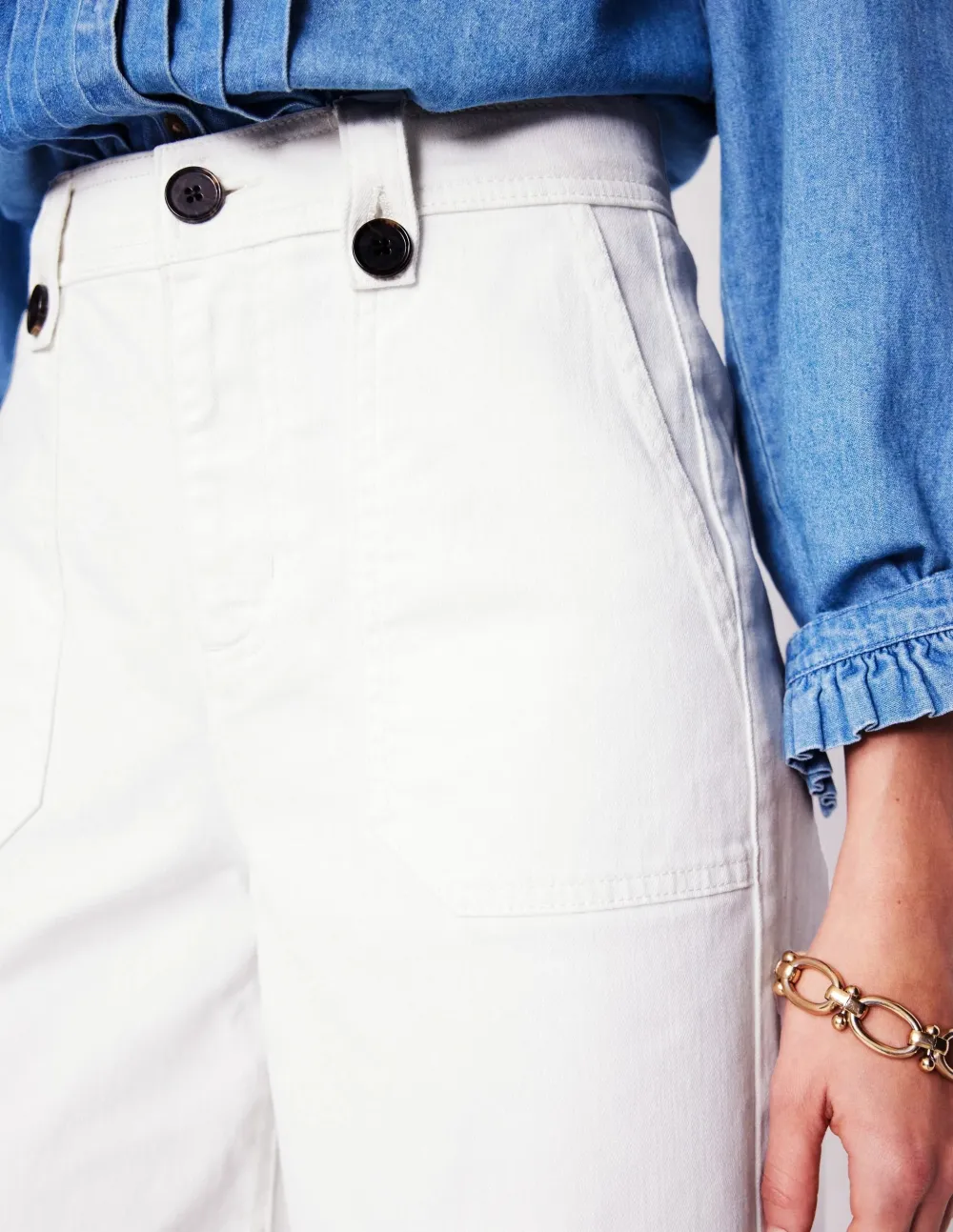 Mid Rise Button Detail Jeans