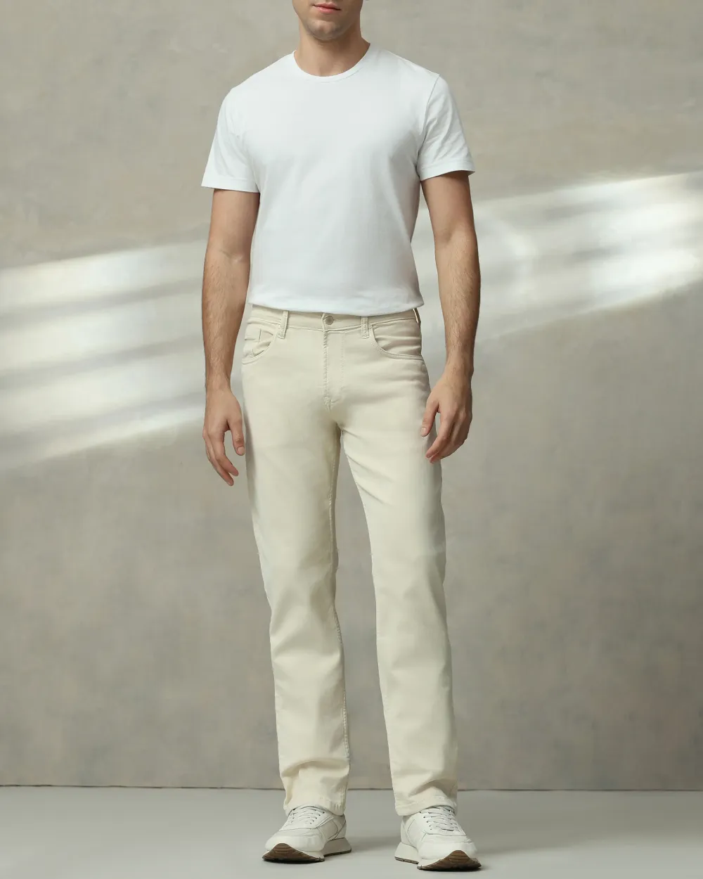 Classic Versatile And Comfortable Straight Off White Jeans
