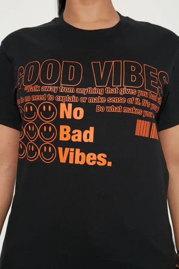 No Bad Vibes Smiley T-Shirt - Black