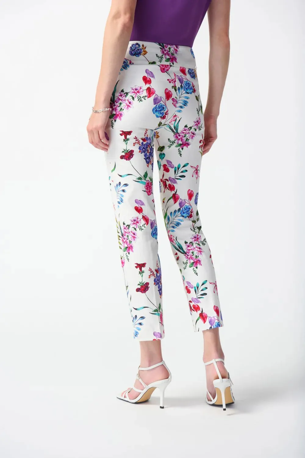 Floral Print Pull - On Cropped Pants