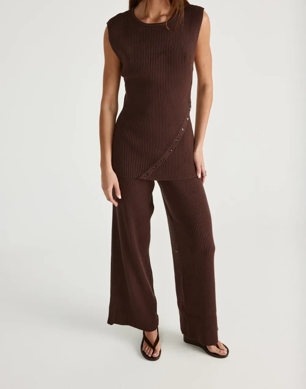 Women's Leg-Lengthening Ribbed Trousers